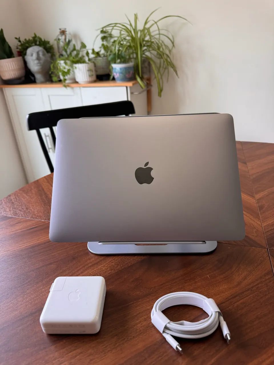 MacBook Air M1 16GB RAM 500GB SSD ? 95% saúde de bateria