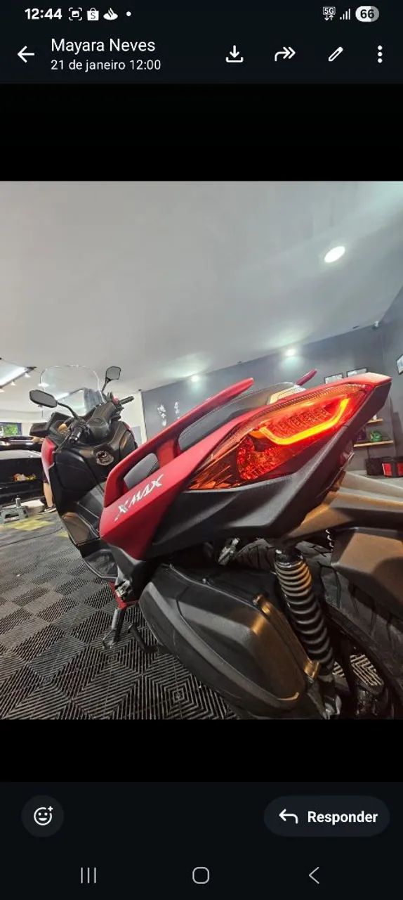 XMAX 250 ABS 24,900 - Foto 2