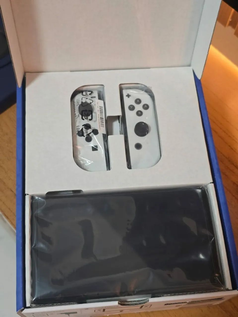 NINTENDO SWITCH OLED LACRADO-ACEITO TROCAS - Foto 2