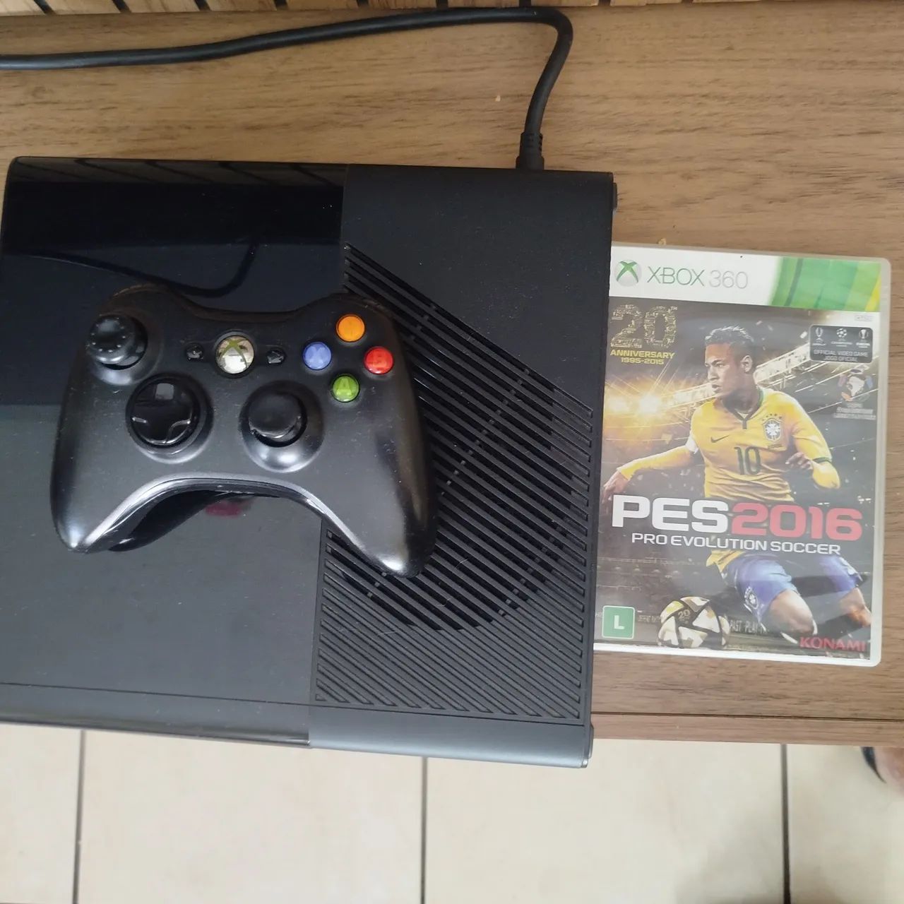 X box 360 E  - Foto 4