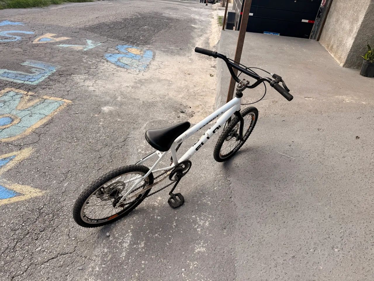 Bicicleta aro 20 com freio a disco 