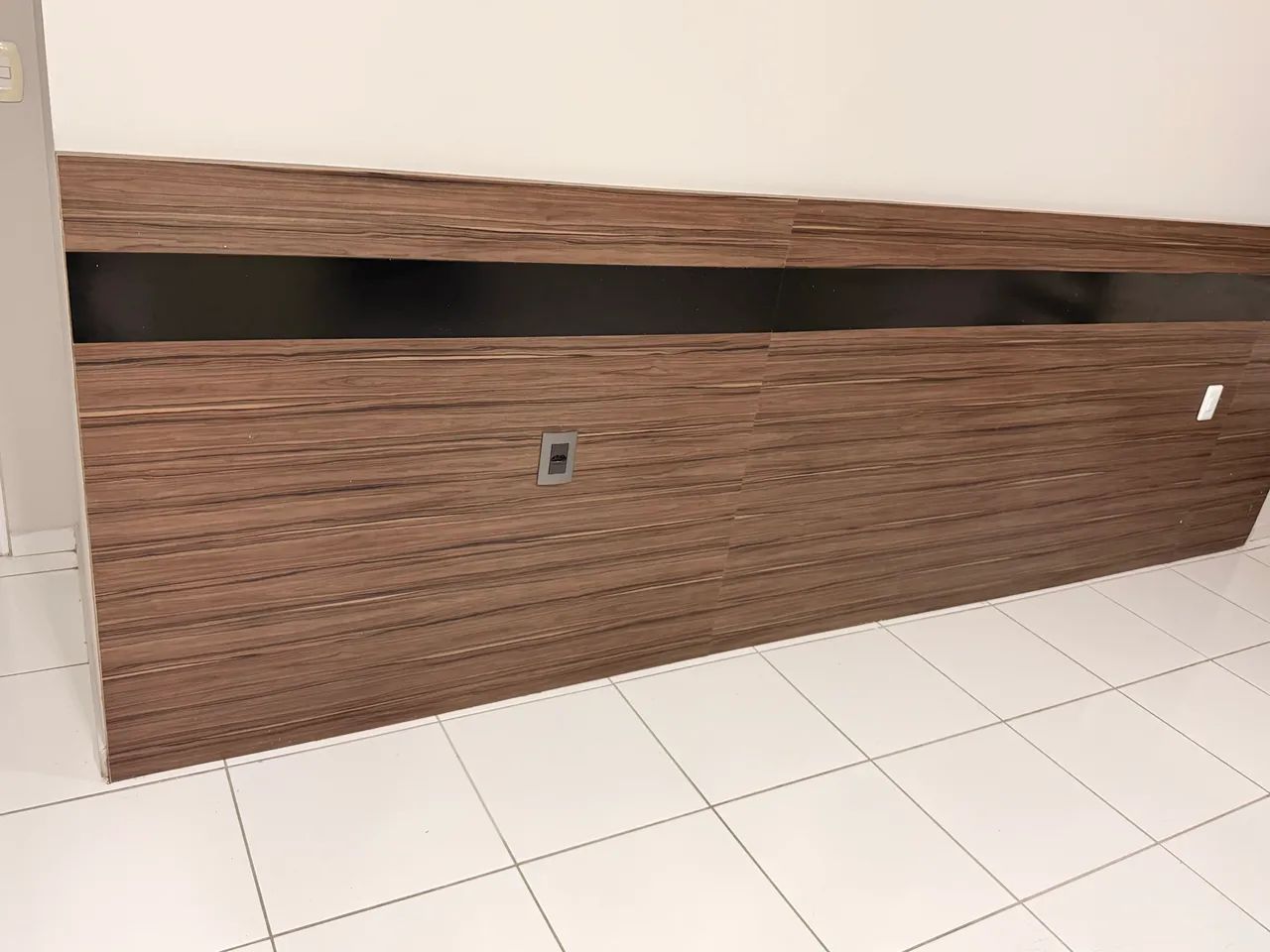 PAINEL COM ESTANTE E CABECEIRA417563305270978565