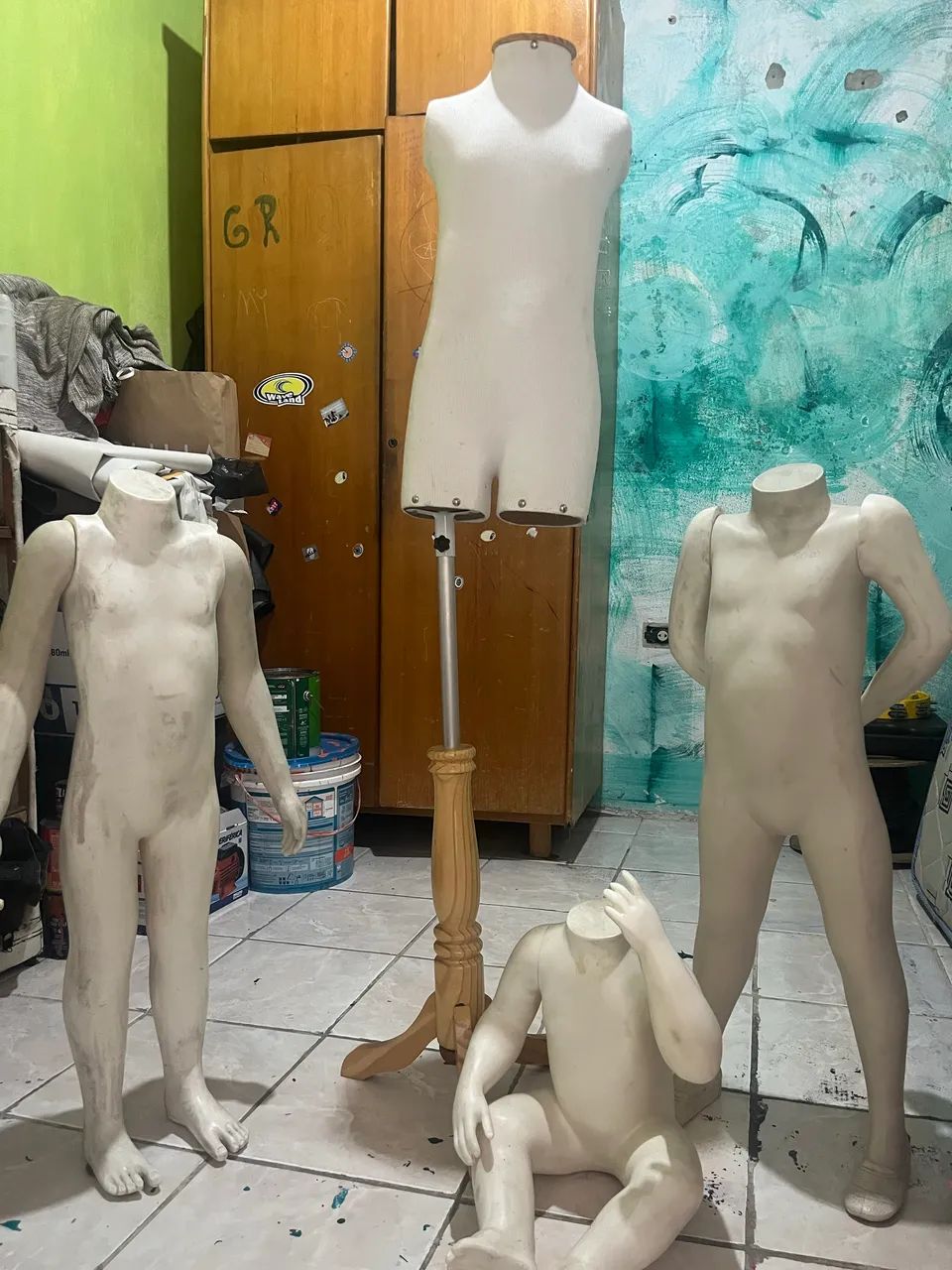 Manequim, pratileira, cabideiro, arara, cabide 