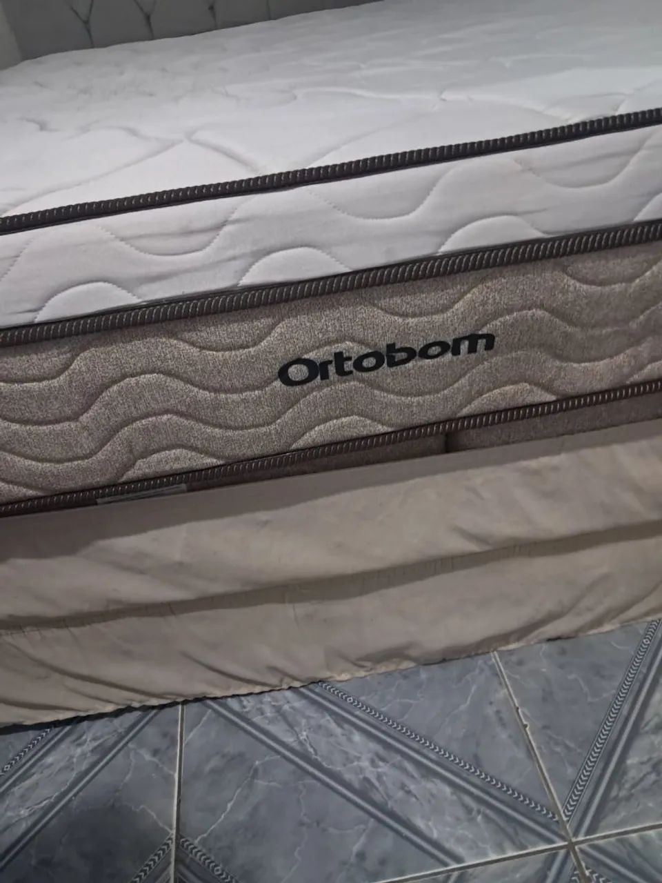 Cama Queen Ortobom 