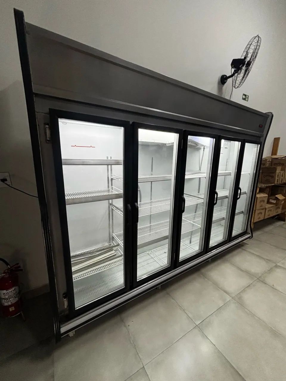EXPOSITOR REFRIGERADO GELOPAR - 5 PORTAS - Foto 3