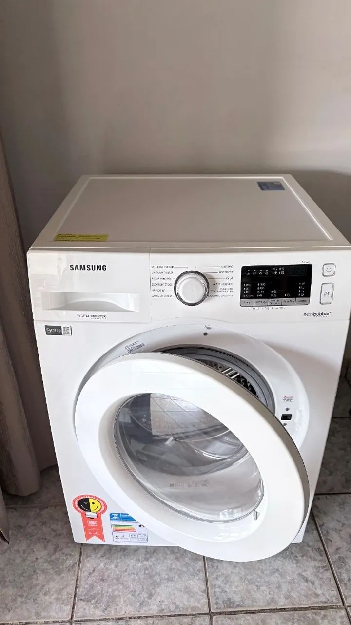 Lava e seca Samsung seminova