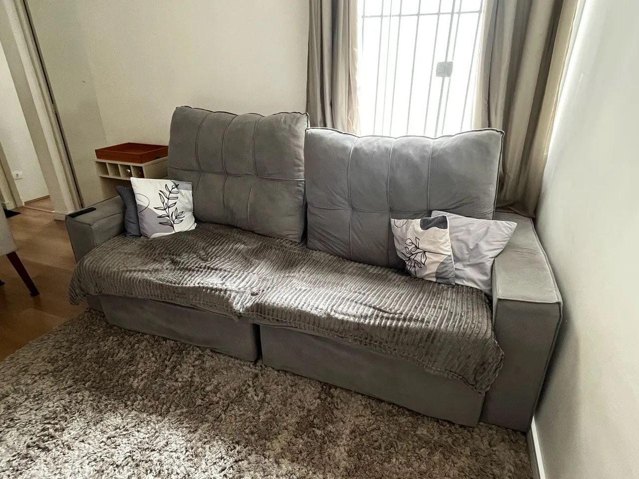 Vende-se sofá cama grande 