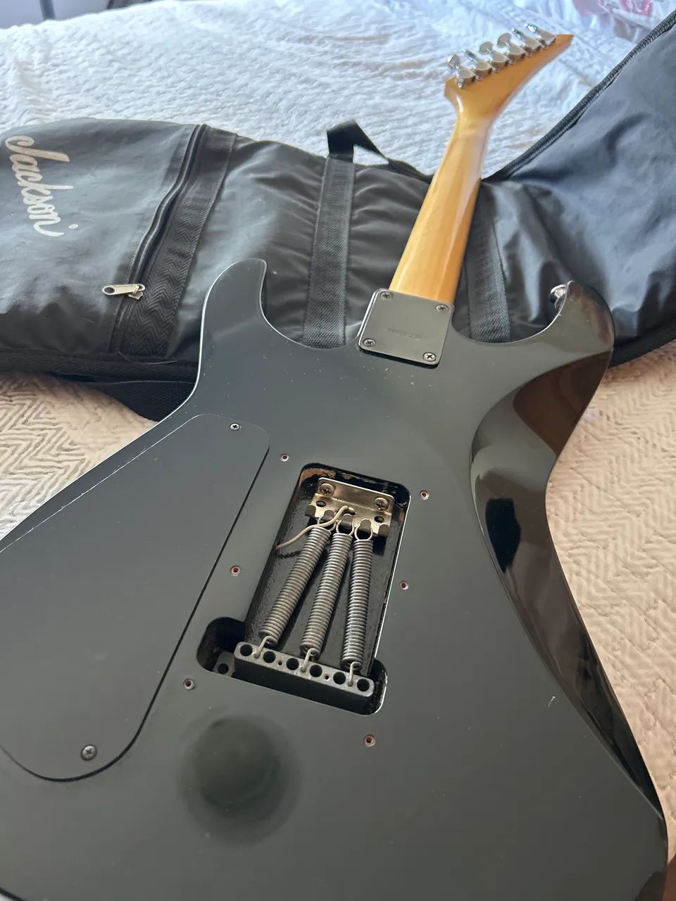 Guitarra Jackson Dinky J12 - Foto 5