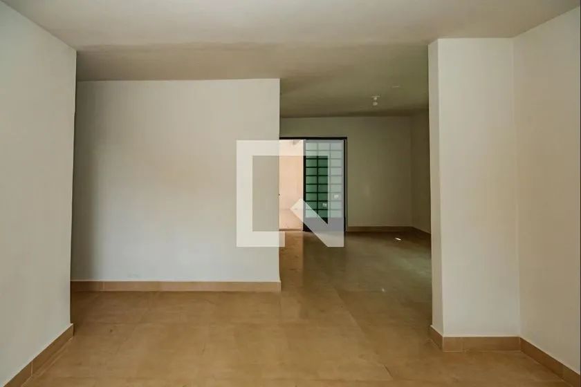 Casa à Venda - Serrano, 3 Quartos, 360 m2