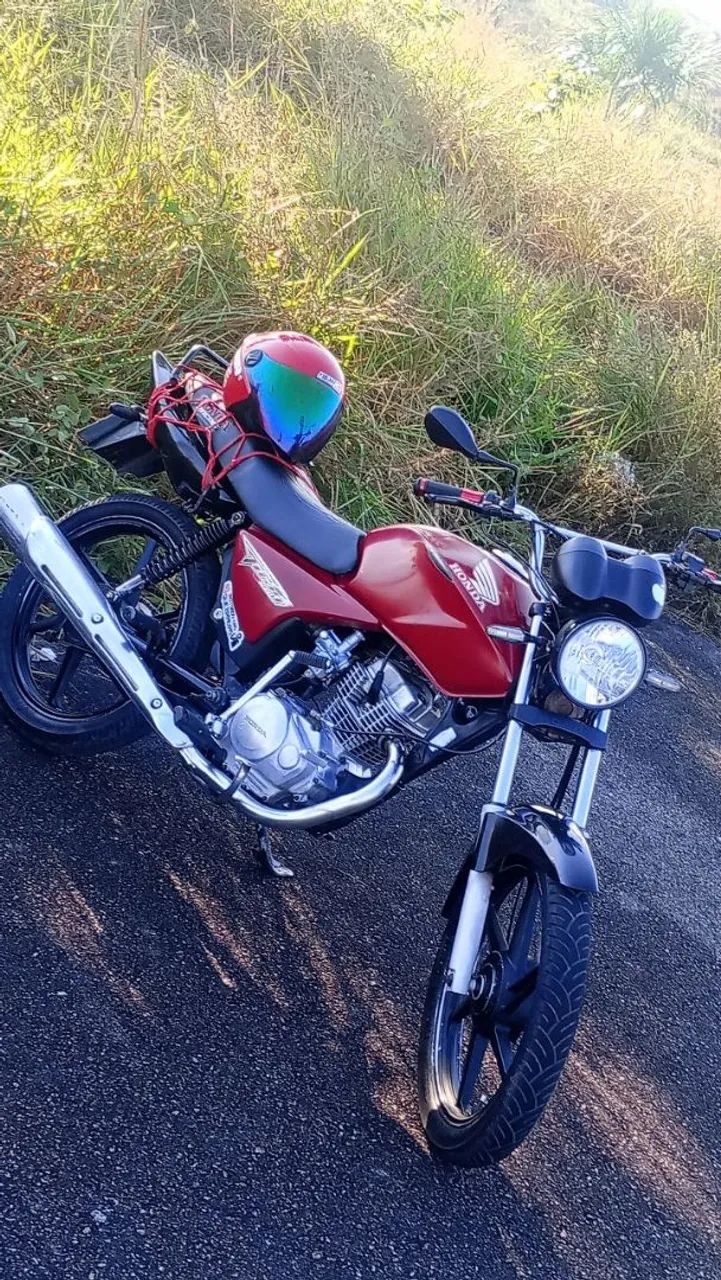 Vendes esta moto