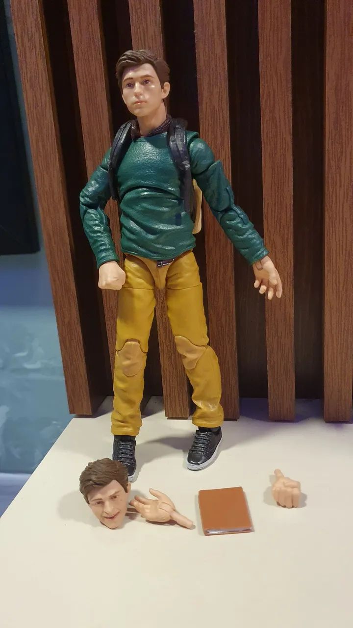Marvel Legends SpiderMan Homecoming Pack - Foto 4
