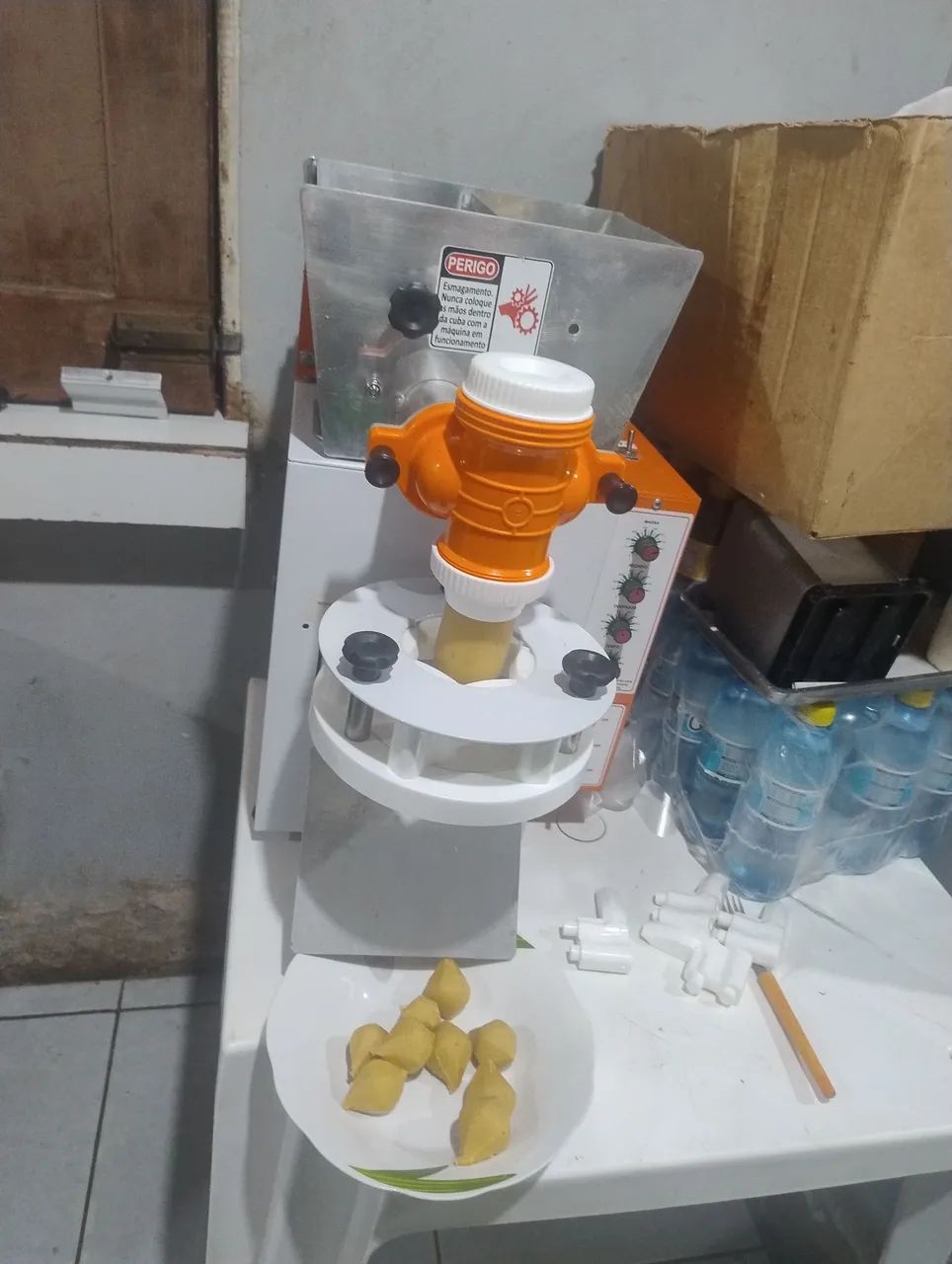 Modeladora de salgados 