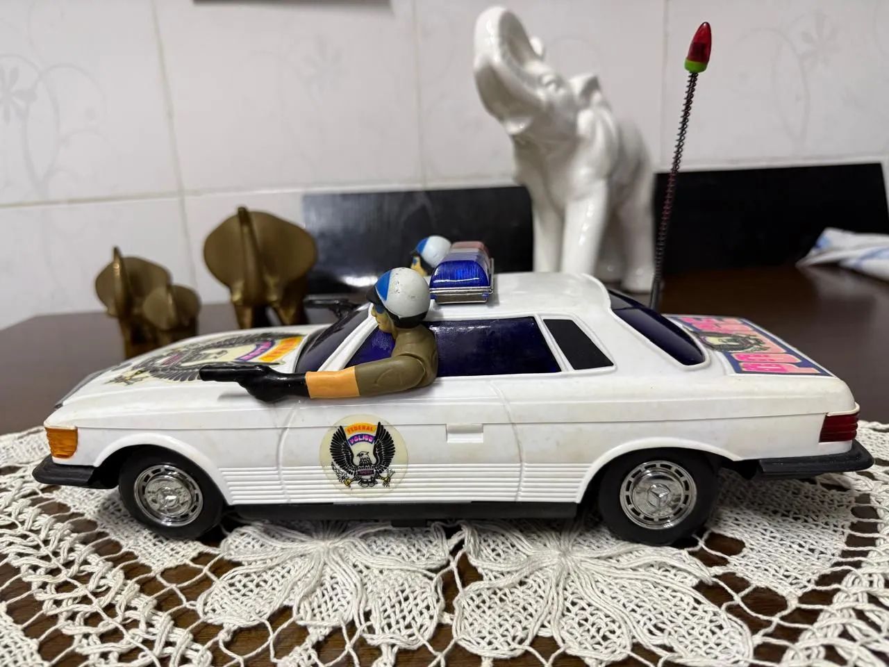 Antigo brinquedo de carro de polícia Fairlady 280Z Patrol Car da
