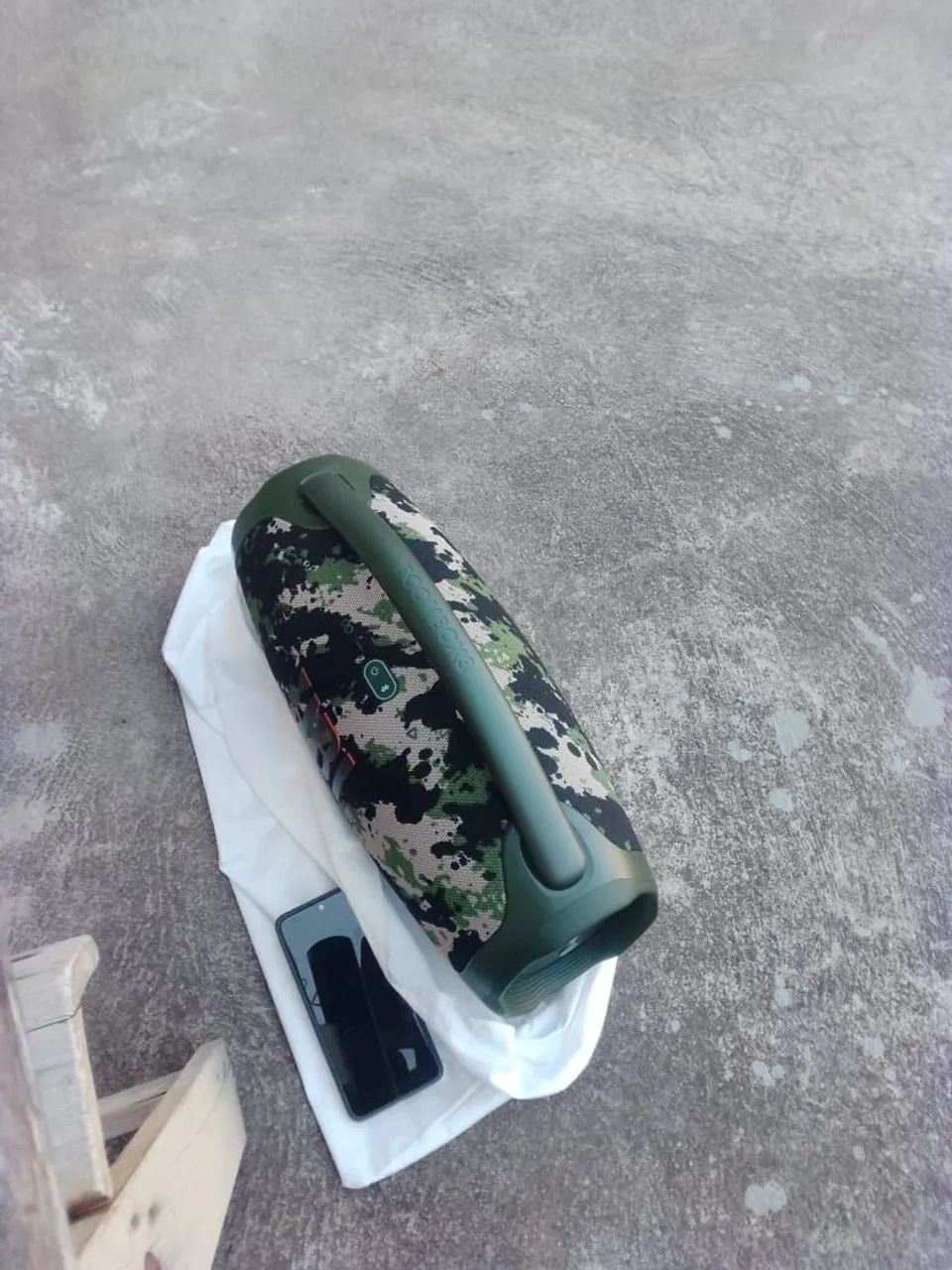 JBL SEMI NOVA  - Foto 2