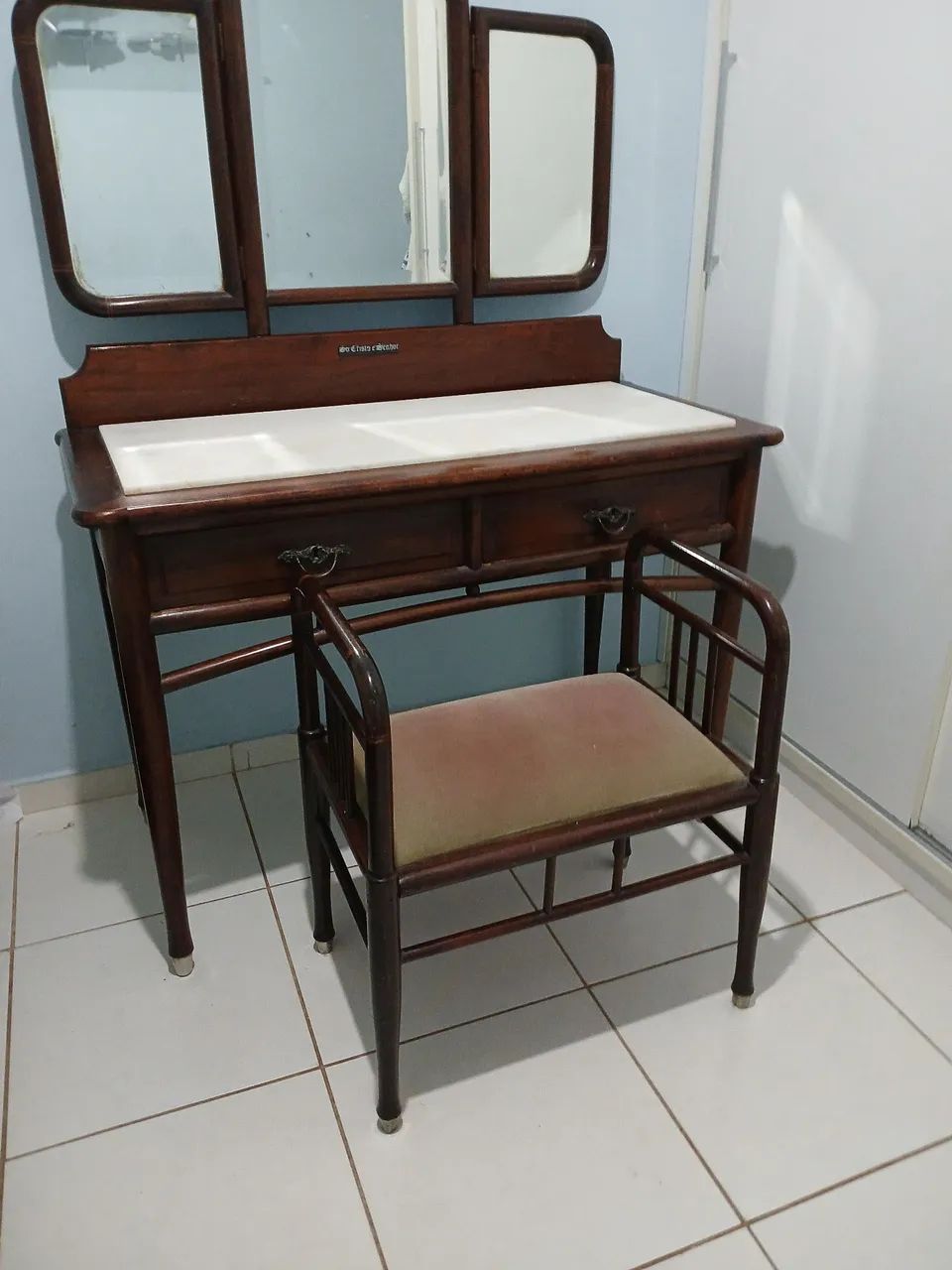 Penteadeira Antiga - Foto 2