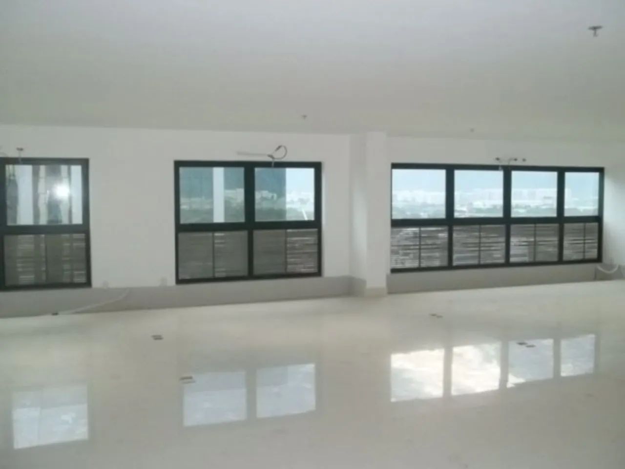 GRUPO DE SALAS NO EDIFÍCIO CEO CORPORATE EXECUTIVE OFFICES COM 2 VAGAS DE GARAGEM NA BARRA - Foto 3