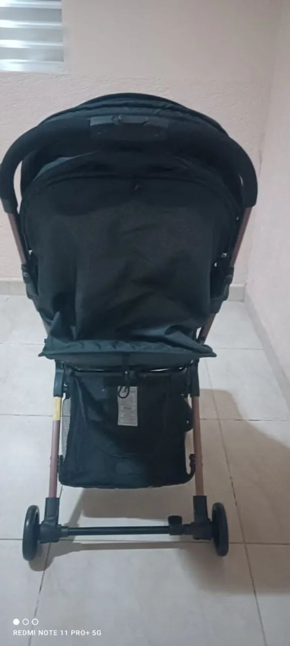 Vendo carrinho de bebê novo(nunca usado) - Foto 2