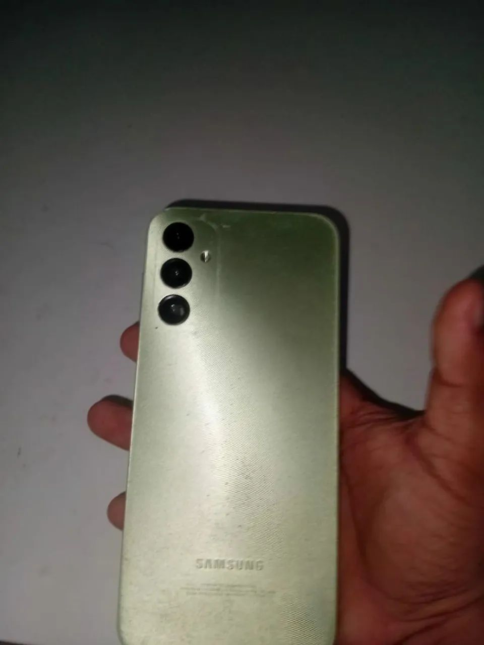 Vendo a14 trincado com marcas de uso  - Foto 2