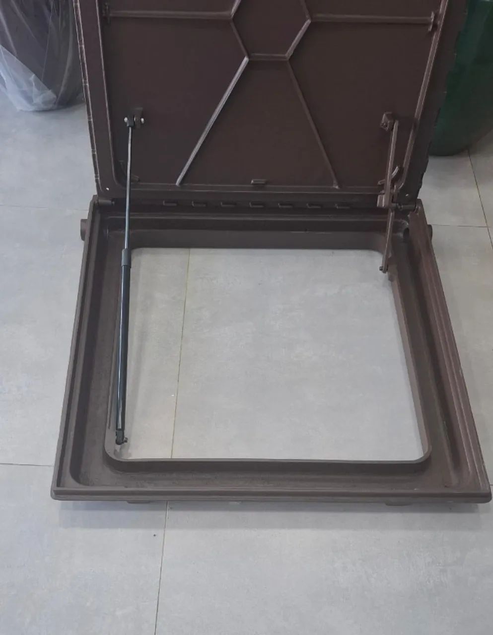 Tampa articulada de Casa de Máquinas 80x80 ferro - Foto 3