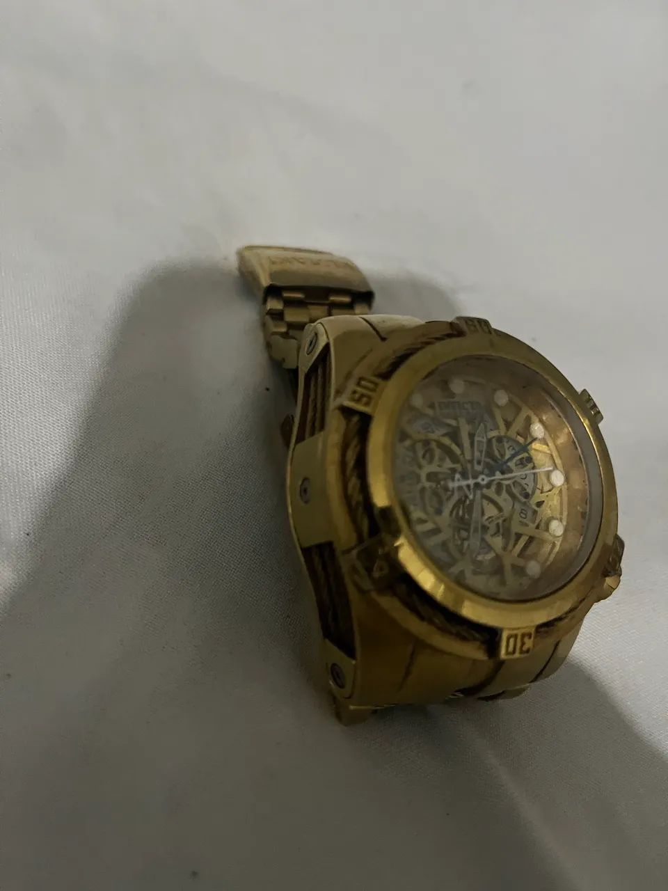 Vende-se ou troco relógio invicta 