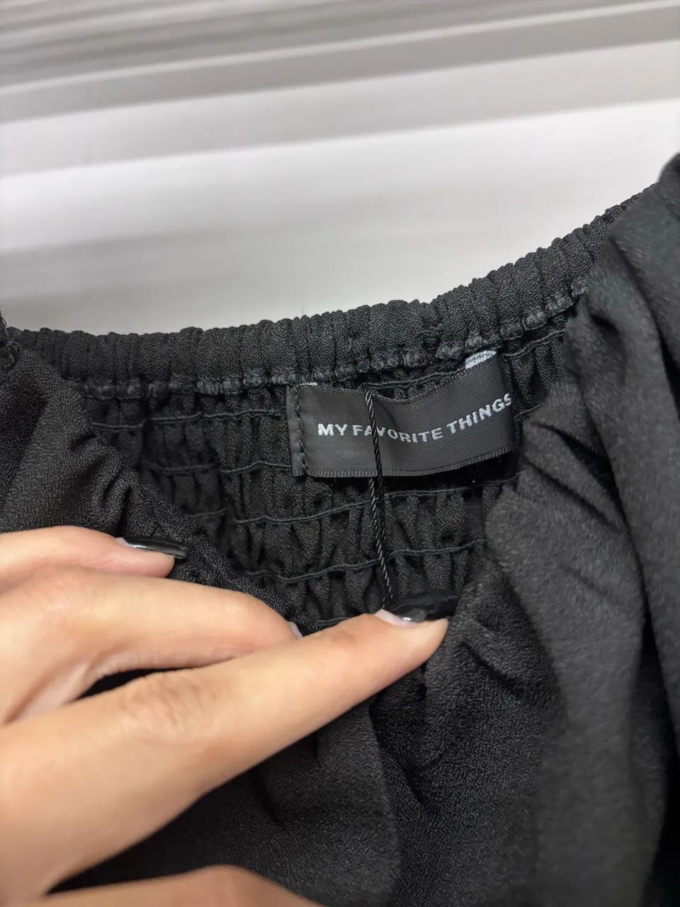 conjunto myft cropped e saia preto p - Foto 3