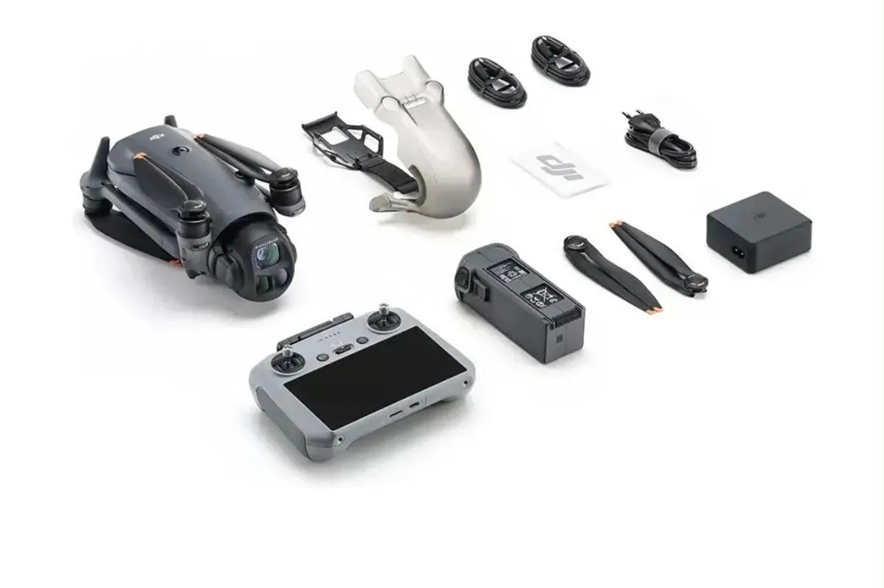 Drone dji mavic pro 4