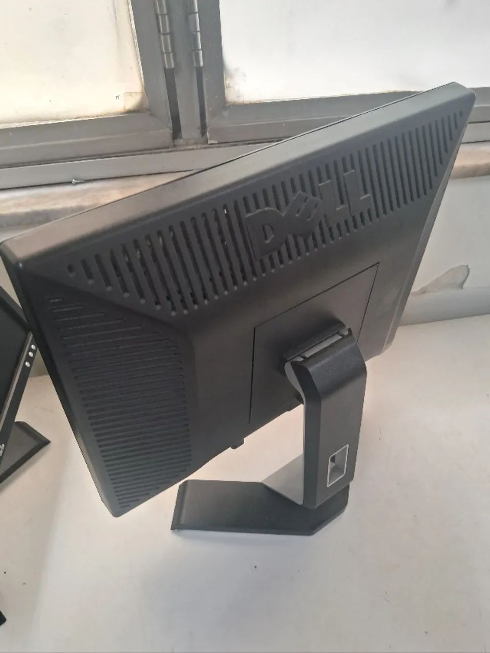 Monitor Dell de 17 polegadas com funcionamento garantido. Ideal para uso diário, - Foto 2