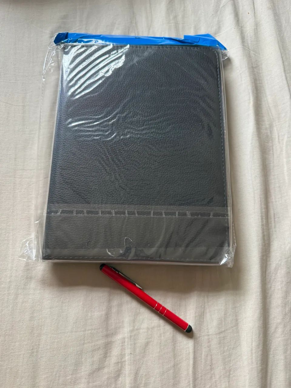 Caneta e capinha IPAD 10-11 novo  - Foto 5