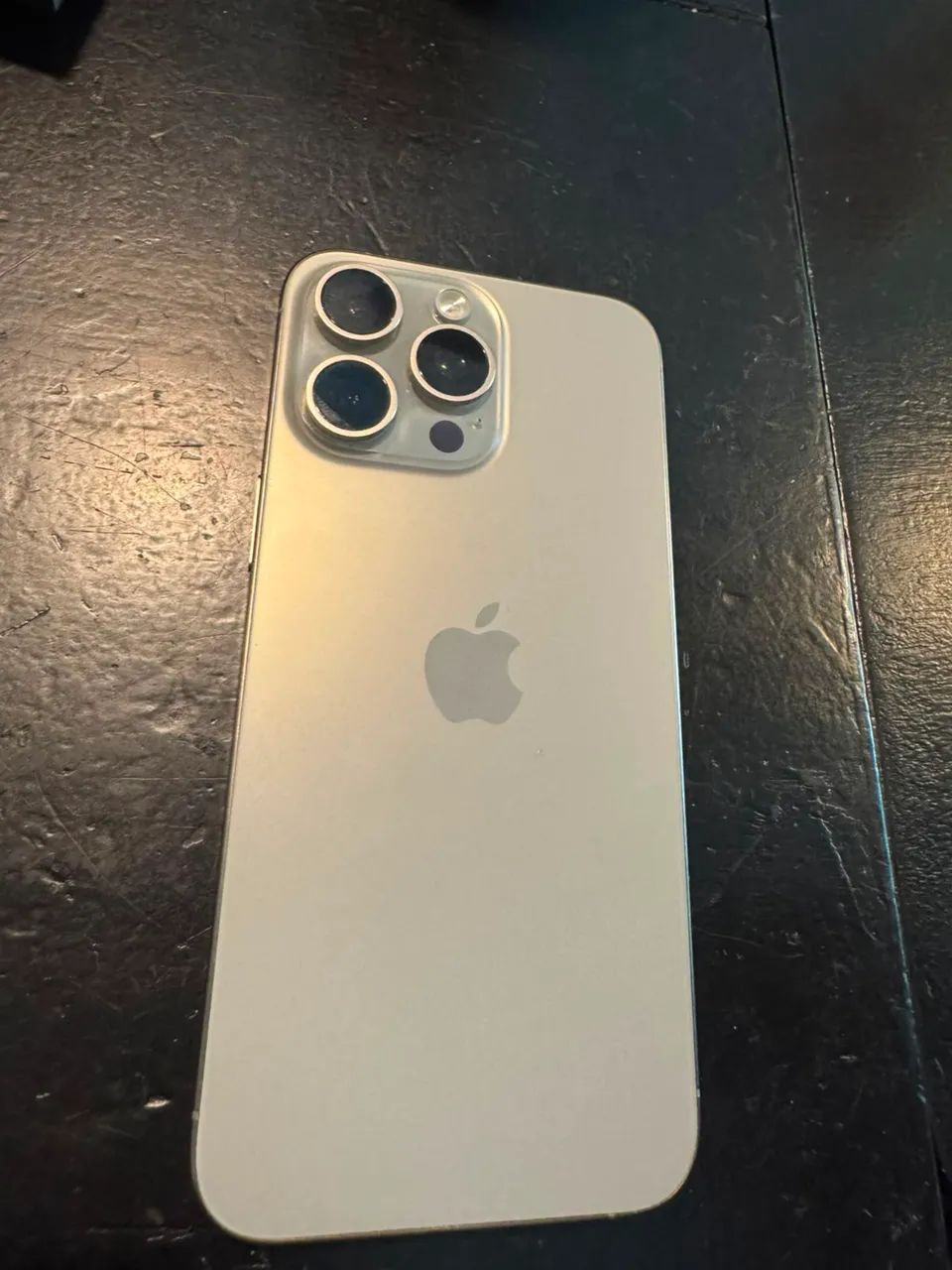 iPhone 15 pro Max - Foto 2