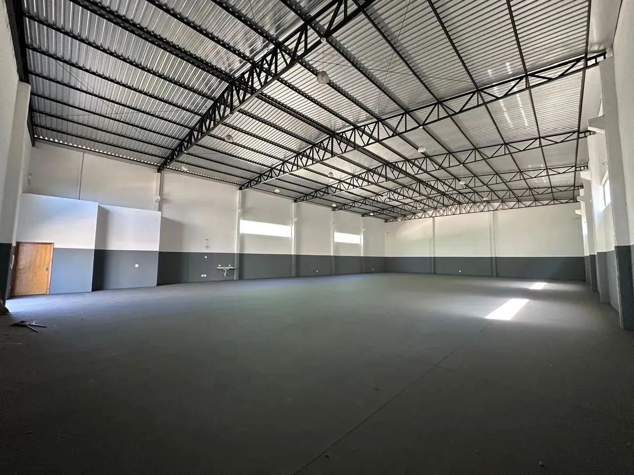 BARRACÇÃO EM CONDOMINIO FECHADO - Foto 2