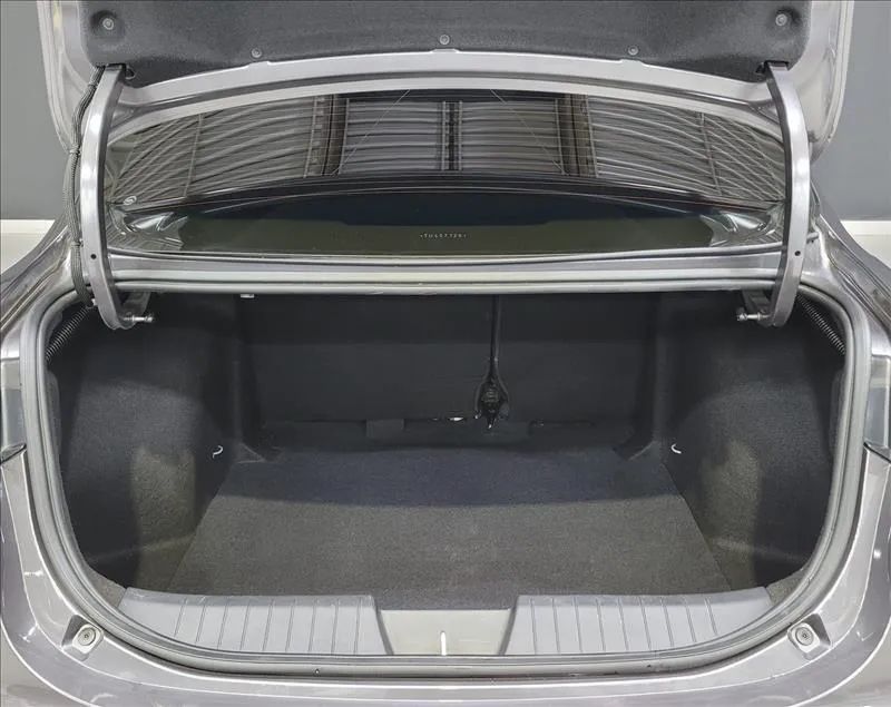 Fiat Cronos Precision 1.3 16V Flex Aut., foto 7 de 16