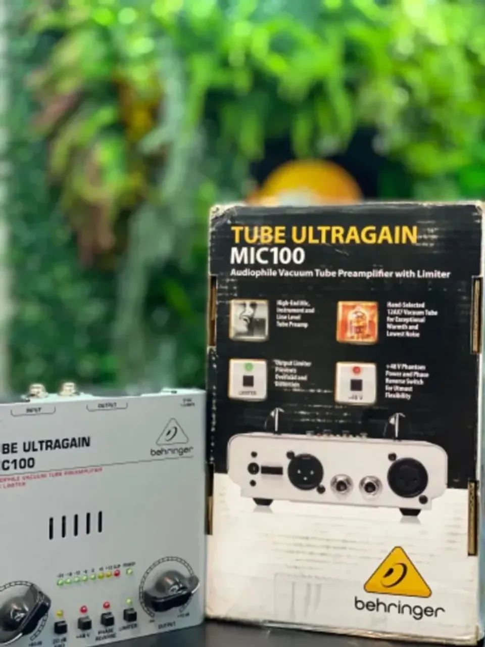 AMPLIFICADOR MICROFONE BEHRINGER MIC100 - Foto 2