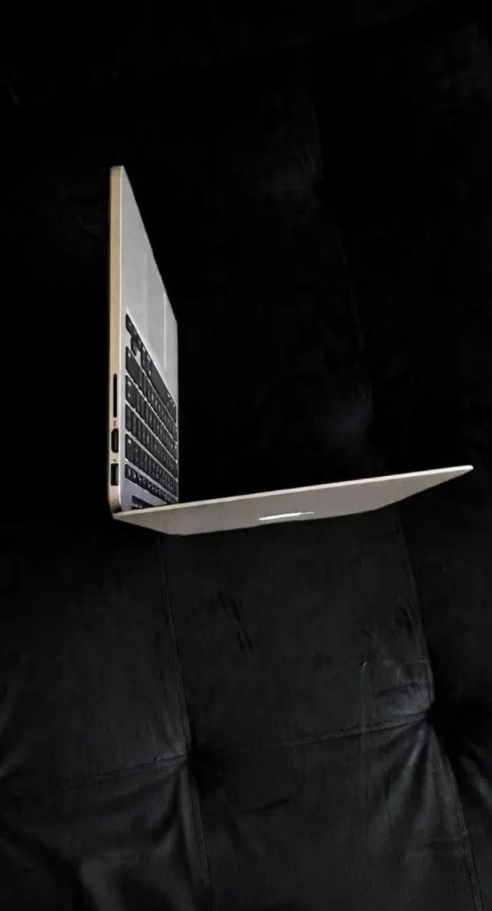 Notebook Mac Book Pro/ i5 intel/ssd 256/Ran 8 mem./ano 2015. - Foto 2