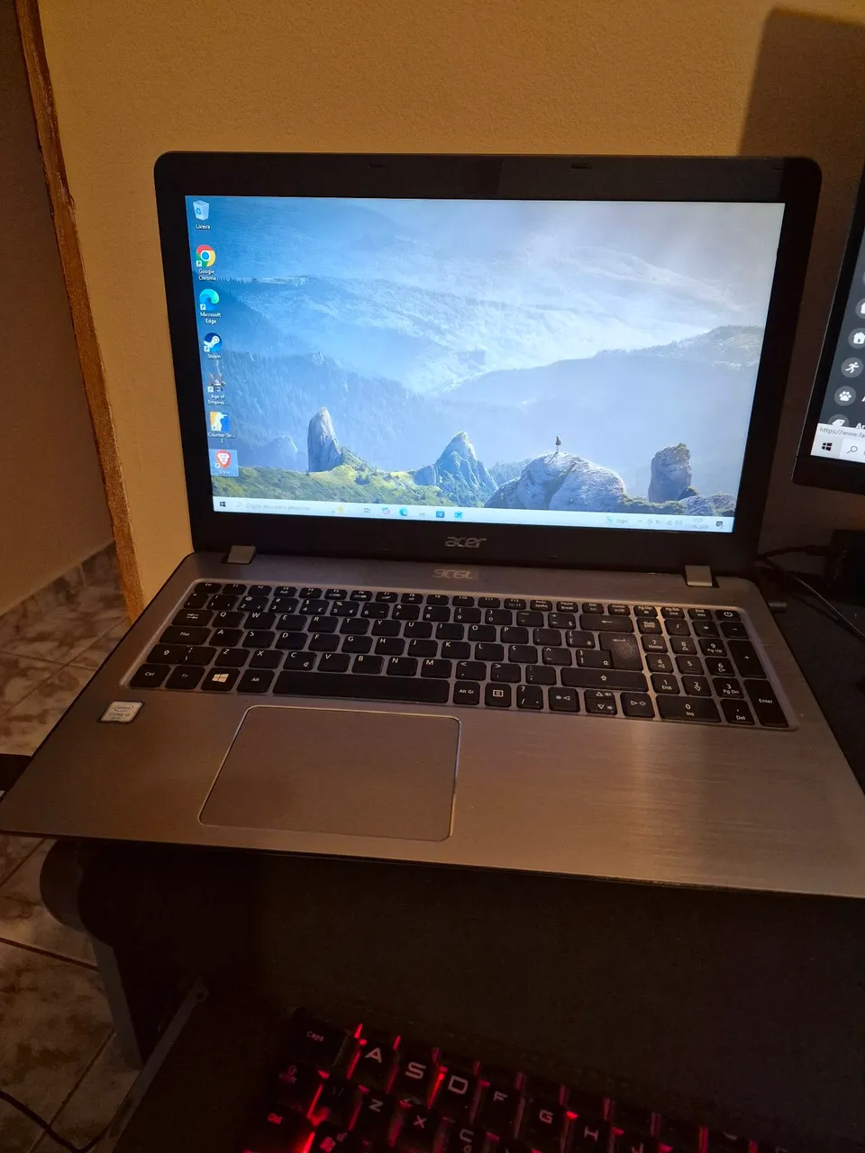 HP ProBook 445 G10 Ryzen 5 7530U 16GB 512GB SSD Empresarial FHD