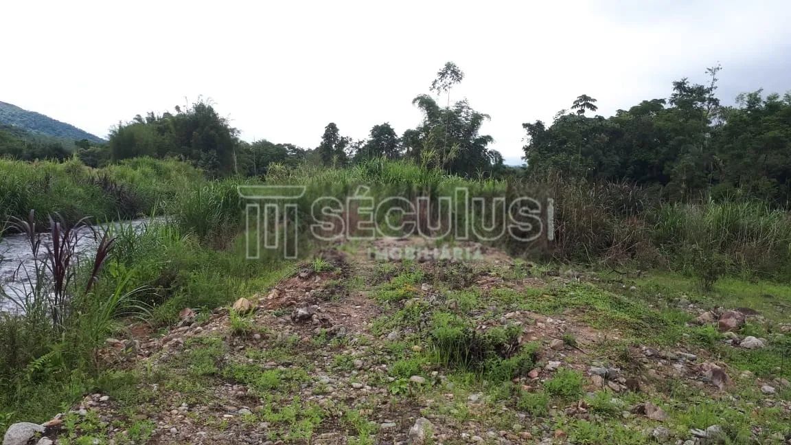 LINDO TERRENO PARA CHACARA PROXIMO AO RIO - Foto 3