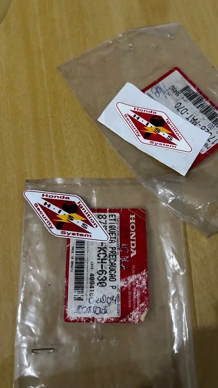 Etiqueta segurança hiss hornet