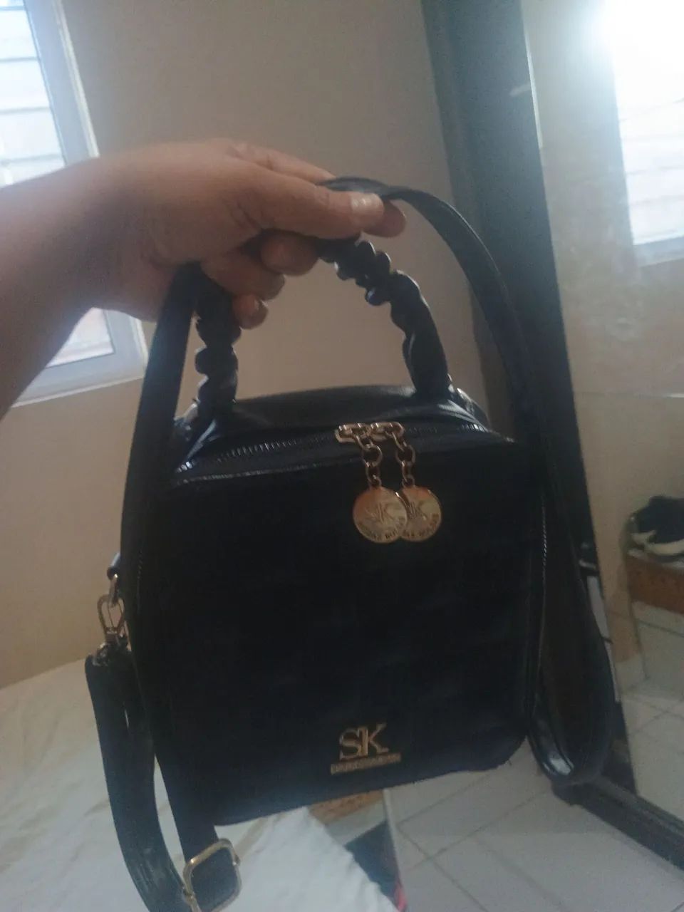 Linda bolsa semi-nova 