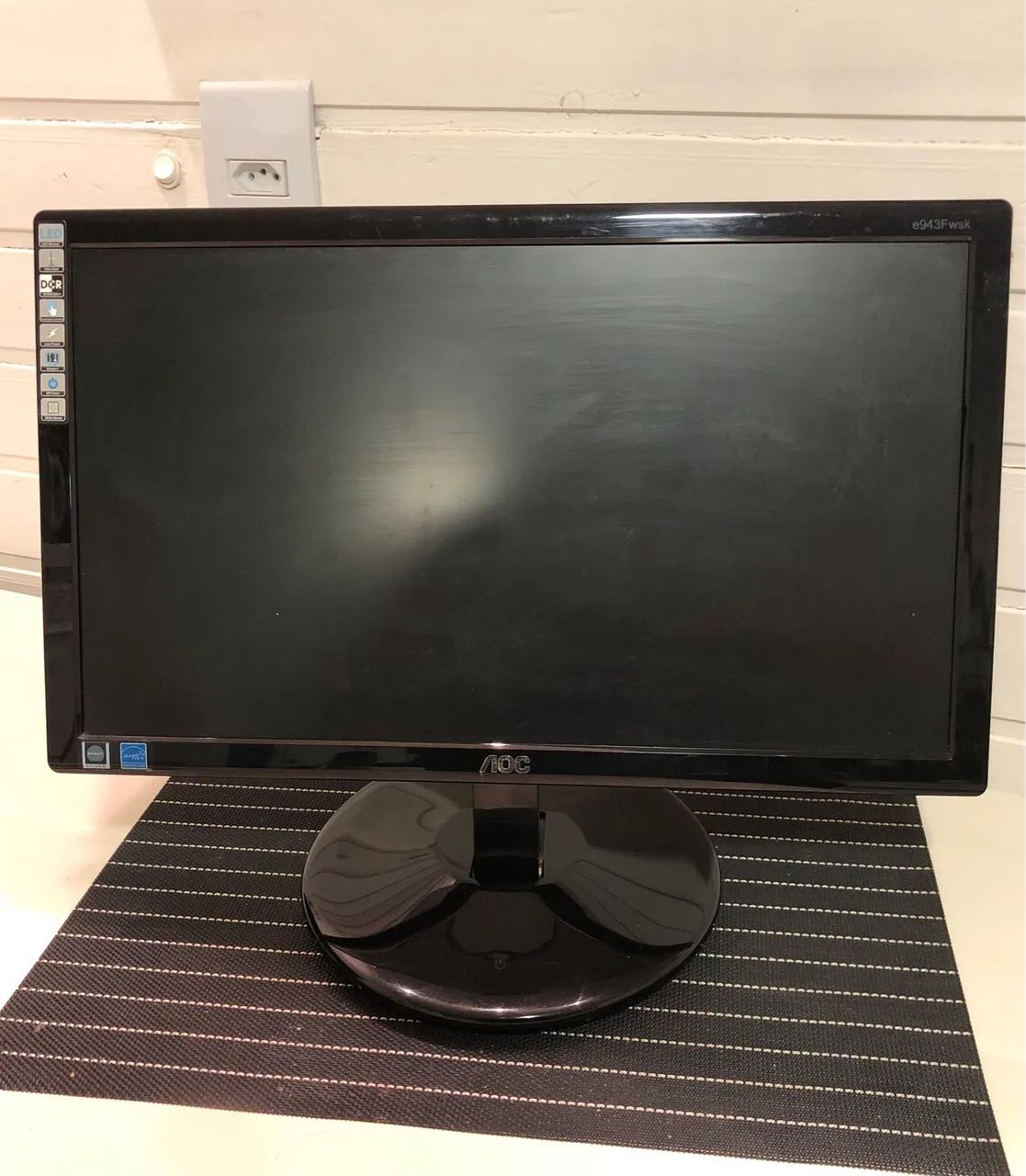 Monitor AOC