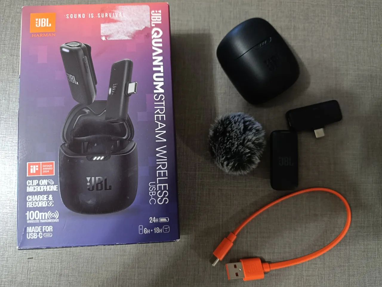 Microfone Sem Fio JBL Quantum Stream Wireless USB-C - Completo na Caixa
