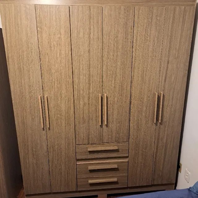 Vendo guarda roupa em ótimo estado. - Foto 2