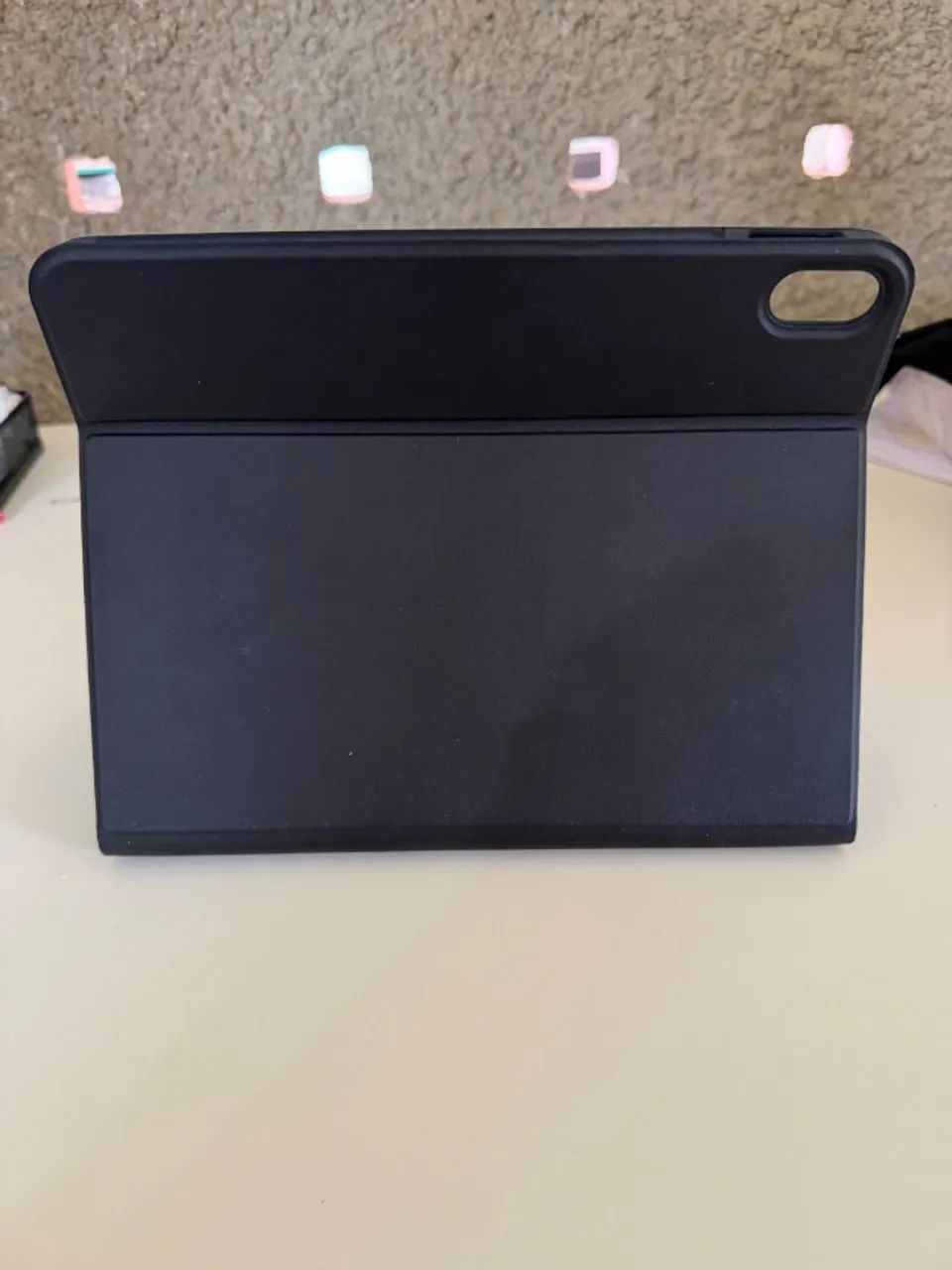 Capa com teclado para IPad 10  - Foto 2