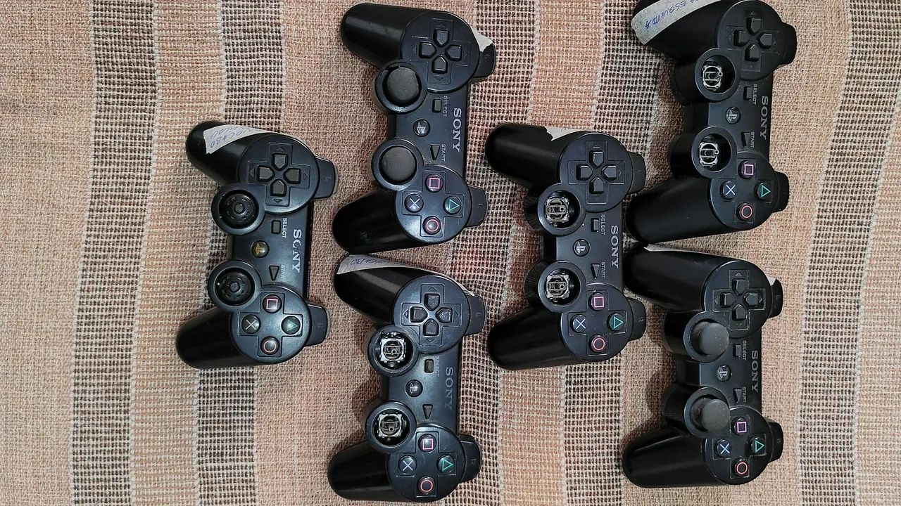 LOTE controles ORIGINAIS PS3 e MOVE -  tentar REPARO aproveitar PEÇAS - Foto 3