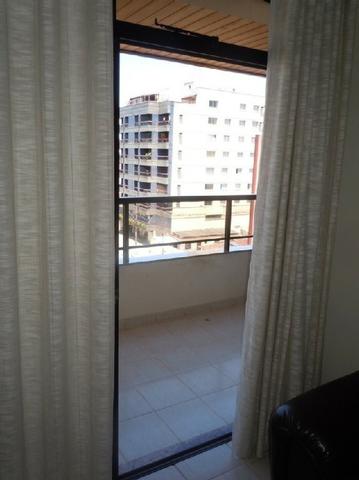 Ótimo Apartamento Com 2 Quartos 1 Suíte, Garagem E Varanda Com Vista Parcial pro mar - Foto 4