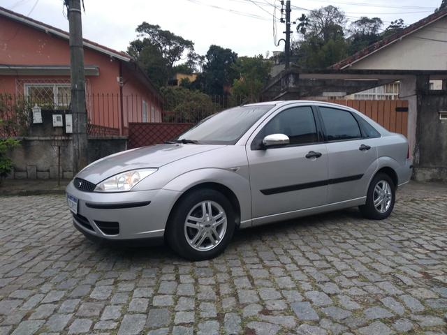 Ford Focus Sedan GLX - Foto 6