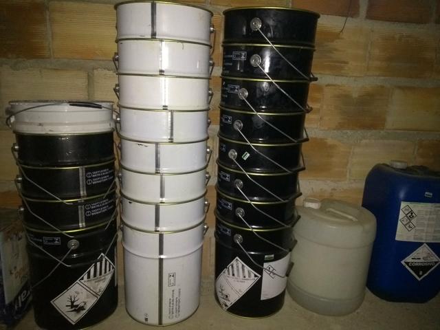 Baldes e latas - Foto 3