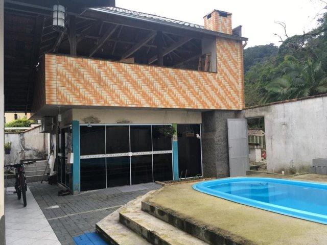 Linda Casa No Centro De Guaramirim - Foto 8
