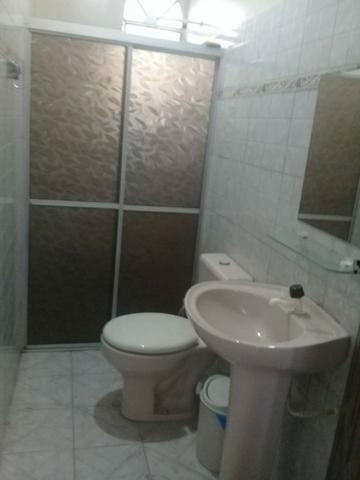 Casa no Parque 10, 3 quartos sendo 1 suíte, edícula com piscina - Foto 11