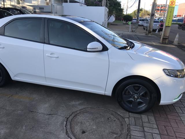 Cerato 2011 - Branco