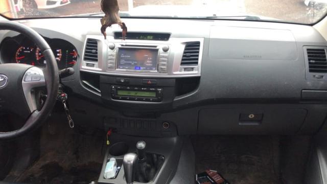 TOYOTA HILUX CD SRV D4-D 4X4 3.0 TDI DIESEL AUT - Foto 9