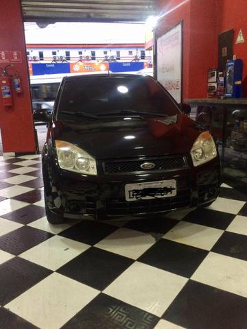 Ford fiesta hatch 1.6 completo